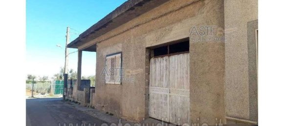 Apartamento de 3 dormitorios en Veglie, Italy No. 280870 2