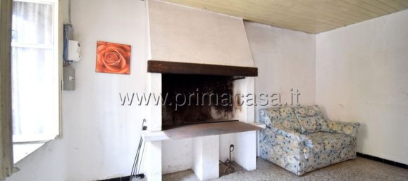 7 rooms House in Bosco Chiesanuova, Italy No. 152314 11