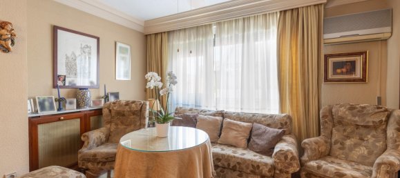 5 bedrooms Apartment in Granada, Spain No. 166633 3