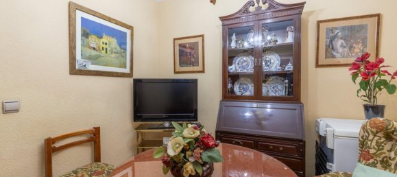 5 bedrooms Apartment in Granada, Spain No. 166633 11