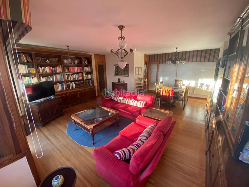 5 bedrooms Apartment in Ourense, Spain No. 212244