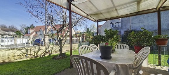 3 Schlafzimmer Haus in Villepinte, France, Nr. 333335 4