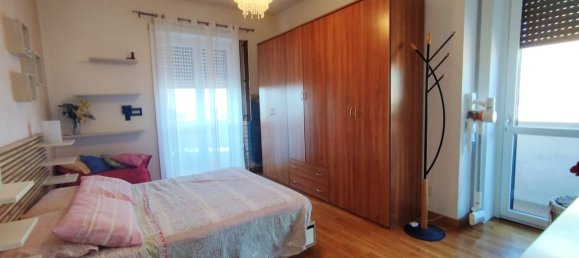 3 chambres Appartement à Rho, Italy No. 370144 24