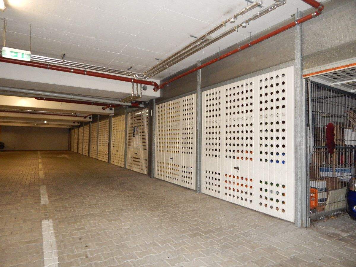 Garage in Salzburg-Umgebung, Austria, Nr. 231204