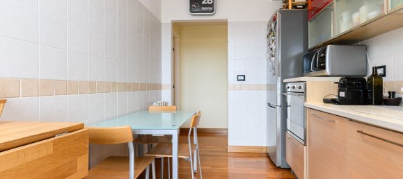 4 bedrooms Apartment in Rome, Italy No. 338018 11