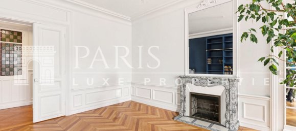 4 bedrooms Apartment in Paris, France No. 347996 3