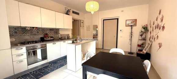 2 rooms Apartment in Pavia, Italy No. 257423 12