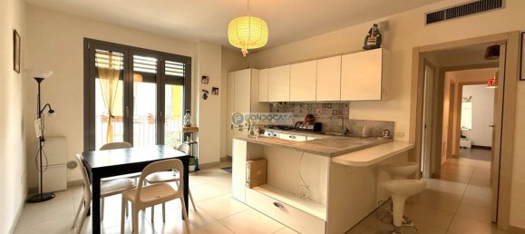 2 rooms Apartment in Pavia, Italy No. 257423 3