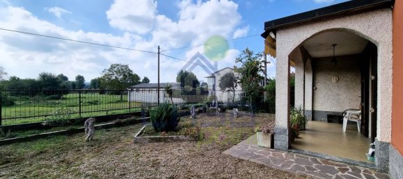 3 bedrooms House in Livraga, Italy No. 211076 35