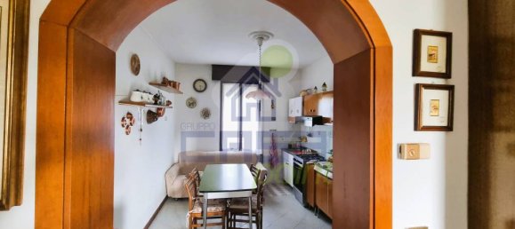 3 bedrooms House in Livraga, Italy No. 211076 5