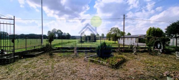 3 bedrooms House in Livraga, Italy No. 211076 38