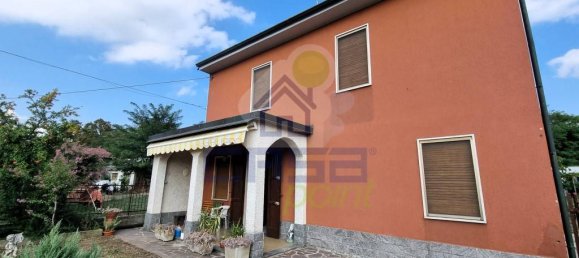 3 bedrooms House in Livraga, Italy No. 211076 29