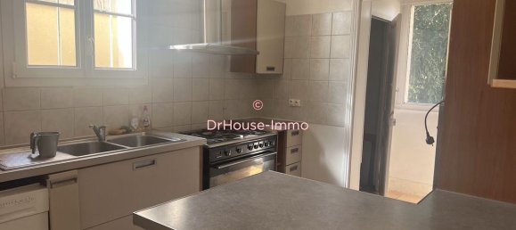 4 bedrooms House in Creteil, France No. 138356 5