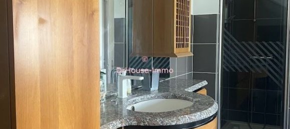 4 bedrooms House in Creteil, France No. 138356 8