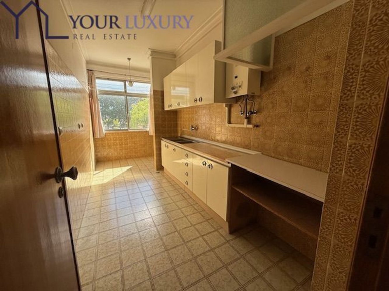 2 bedrooms Apartment in Odivelas, Portugal No. 339335