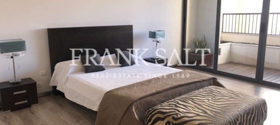 Apartamento de 3 dormitorios en Sliema, Malta No. 3765 8