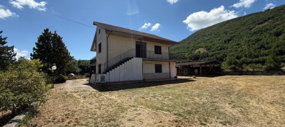 12 bedrooms House in Cagnano Amiterno, Italy No. 328839 47
