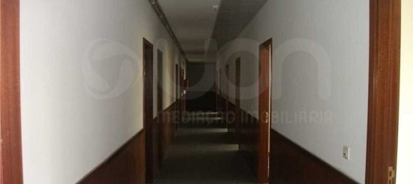 2794m² Office in Lisbon, Portugal No. 49576 4