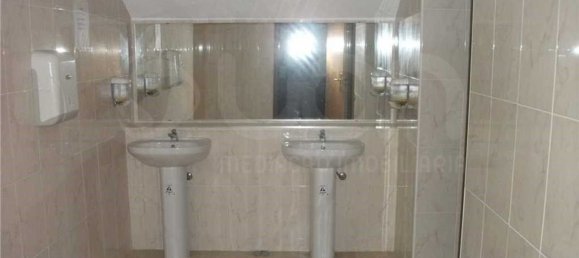 2794m² Office in Lisbon, Portugal No. 49576 14