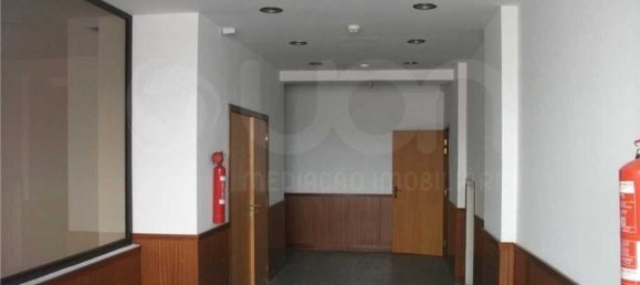 2794m² Office in Lisbon, Portugal No. 49576 11