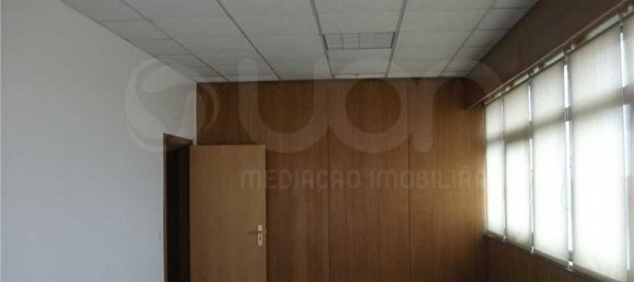 2794m² Office in Lisbon, Portugal No. 49576 2