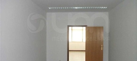 2794m² Office in Lisbon, Portugal No. 49576 12