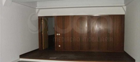 2794m² Office in Lisbon, Portugal No. 49576 8