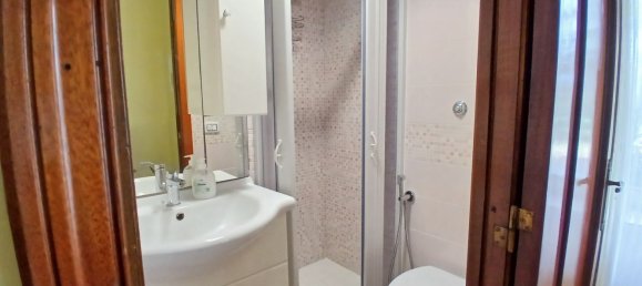 5 rooms House in Viterbo, Italy No. 13400 11