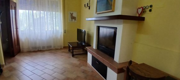 5 rooms House in Viterbo, Italy No. 13400 12