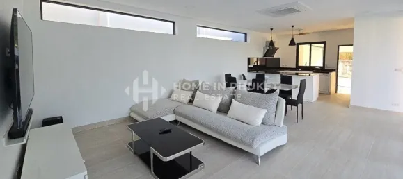 3 Schlafzimmer Haus in Chalong, Thailand, Nr. 62232 3