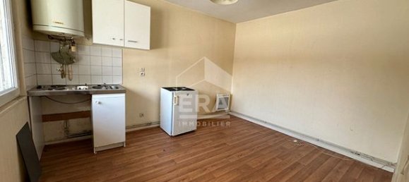 5 Schlafzimmer Haus in Chateauroux, France, Nr. 315878 10