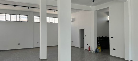 Propiedad comercial en Mesa Geitonia, Cyprus 180 m² No. 4458 4