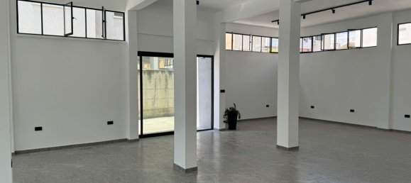Propiedad comercial en Mesa Geitonia, Cyprus 180 m² No. 4458 9