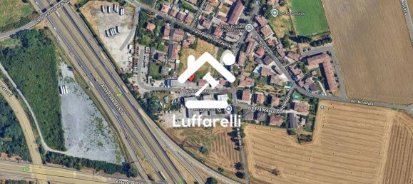 5 rooms Warehouse in Piacenza, Italy No. 216274 2