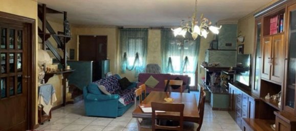 Квартира с 5 комнатами в Гвальдо Тадино, Италия № 193596 3