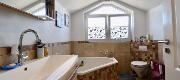 4 bedrooms Townhouse in Kaiserslautern, Germany No. 266780 3