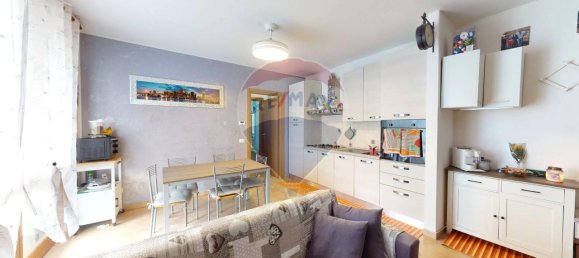 Квартира с 2 комнатами в Поццо д’Адда, Италия № 16472 2