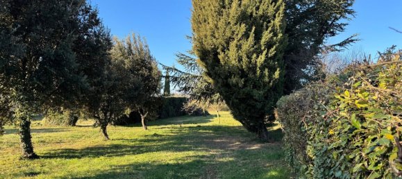 Grundstück in Saint-Quentin-la-Poterie, France 2000m², Nr. 186791 4