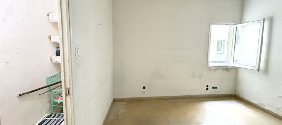 Apartamento de 4 dormitorios en Madrid, Spain No. 186512 7