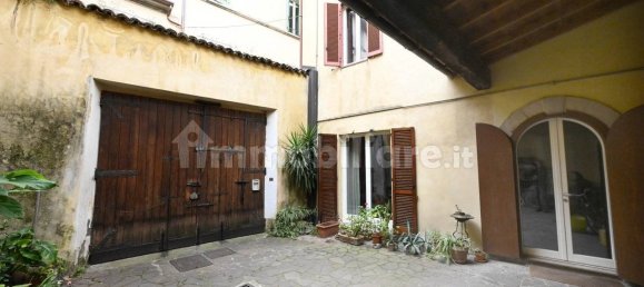 4 bedrooms Apartment in Brescia, Italy No. 216867 3