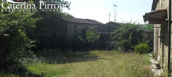 5 غرف نوم منزل في Dicomano, Italy رقم 153877 8