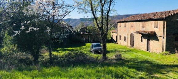 5 غرف نوم منزل في Dicomano, Italy رقم 153877 2