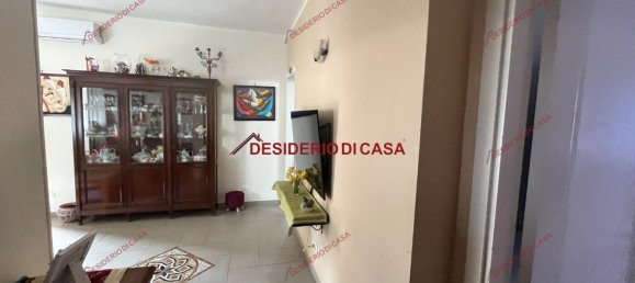 Квартира с 4 комнатами в Палермо, Италия № 69808 3