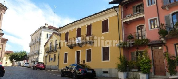 4 bedrooms Apartment in Cuneo, Italy No. 92572 7