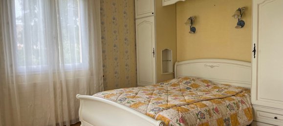 5 bedrooms House in Luigny, France No. 221431 7