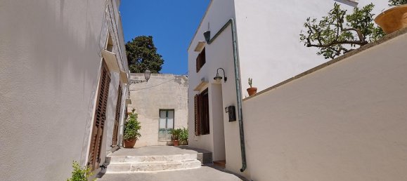 5غرفة منزل في Matino, Italy رقم 231039 50