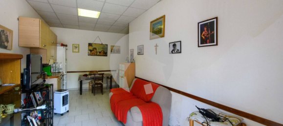 1 chambre Appartement à Reggio Emilia, Italy No. 265558 4