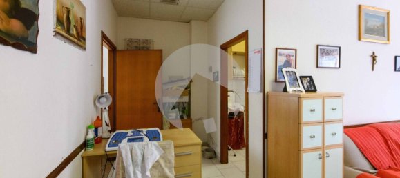 1 chambre Appartement à Reggio Emilia, Italy No. 265558 5
