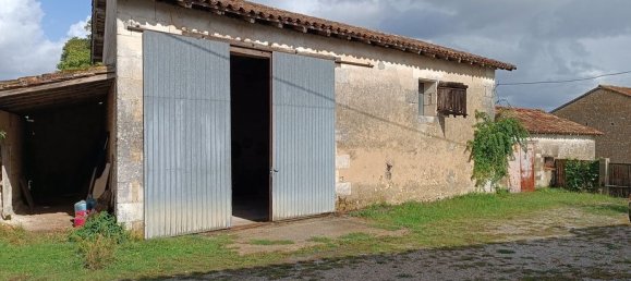 3 bedrooms House in Montlieu-la-Garde, France No. 320210 12