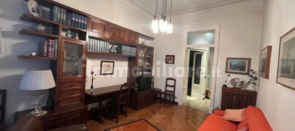 Apartamento de 2 dormitorios en Milan, Italy No. 256445 3